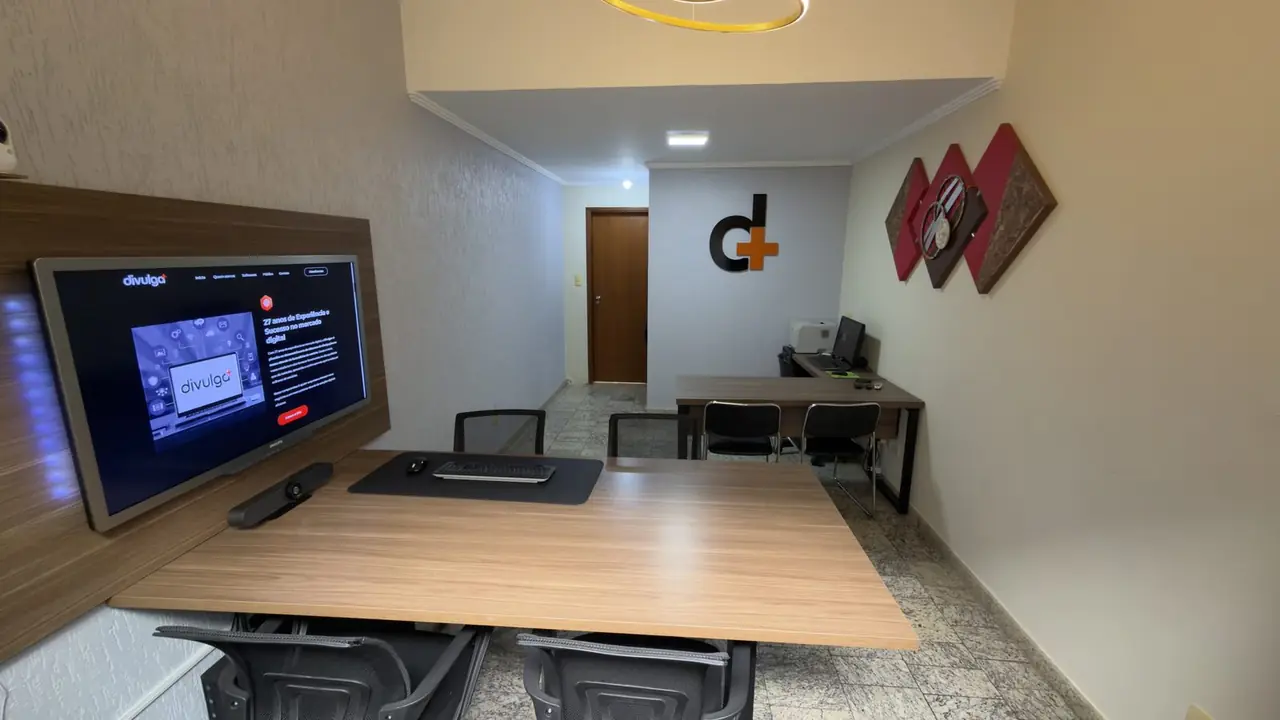 Sala de atendimento da DivulgaMais